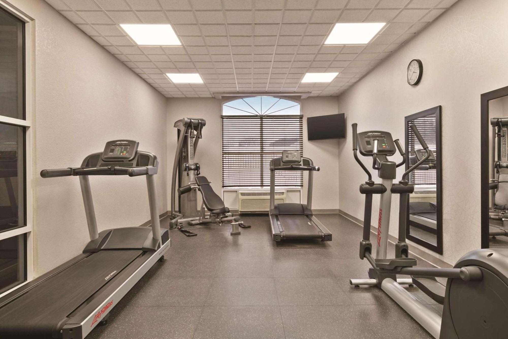 Country Inn & Suites By Radisson, Petersburg, Va Экстерьер фото